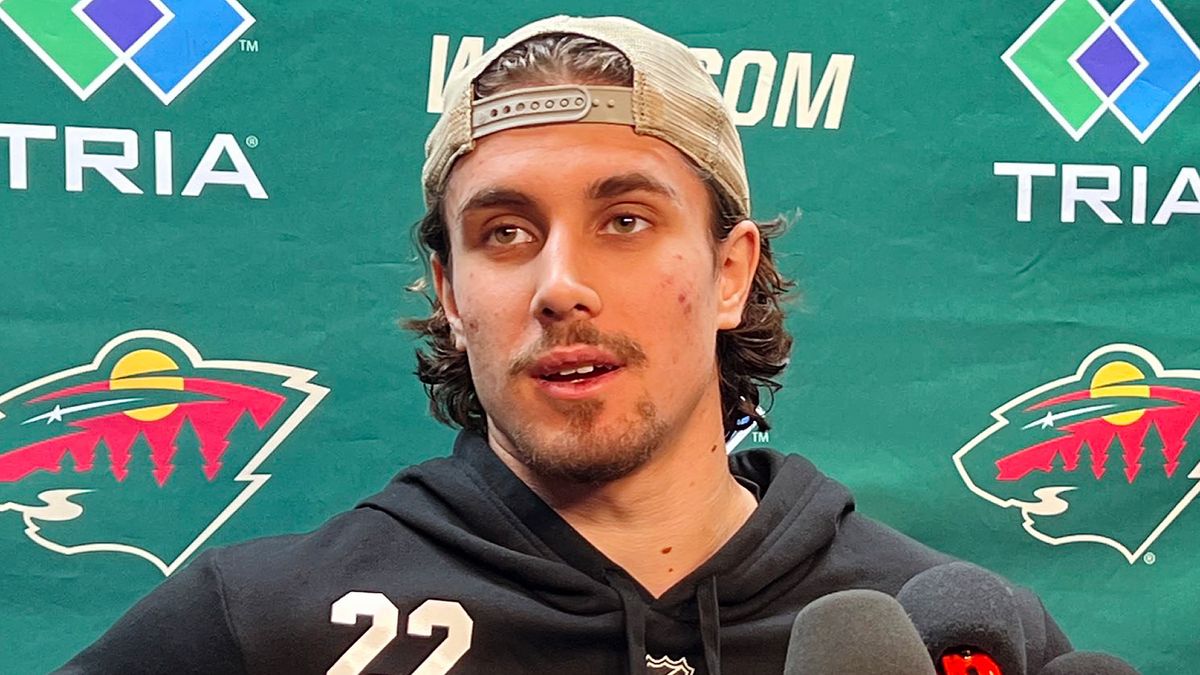 Гол Хуснутдинова не спас «Бостон» от поражения «Детройту»