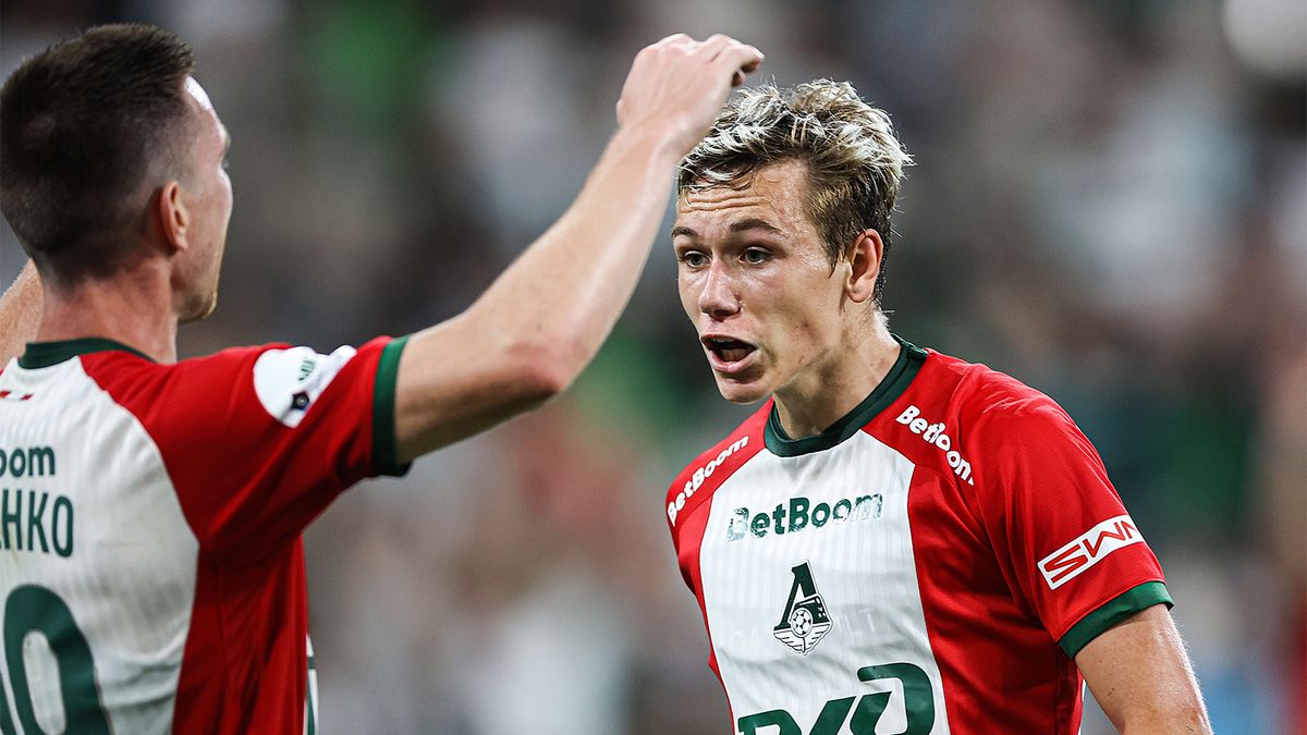 Видео: Батраков забил пенальти после решения VAR в матче «Динамо Москва» — «Локомотив»