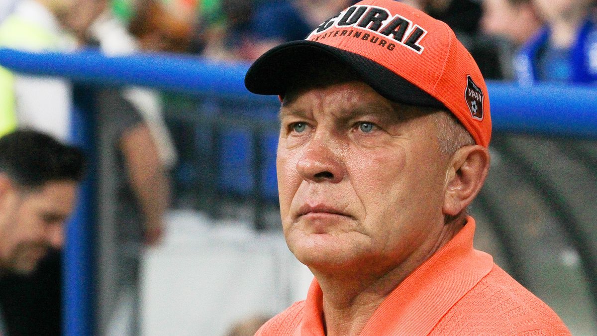 Президент «Урала»: «Березуцкий улетел из Екатеринбурга, но переговоры у нас продолжаются. Дайте нам день-два»