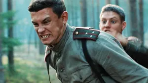 Громкие новинки кино, которые уже вышли онлайн: какие фильмы посмотреть дома в марте 2026-го