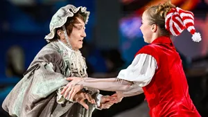 Как Авербух уговорил 84-летнюю Москвину станцевать в шоу. Это все магнитные бури?!