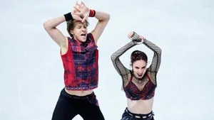 Дочь Этери Тутберидзе прорвалась в топ-10 мировых танцев, а в оценке олимпийских чемпионов из Франции есть ошибка 