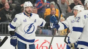 Русский супергерой переписал историю Америки! Кучеров расправился с командой Панарина, установив редкое достижение