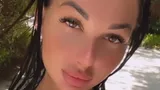 Красавица-волейболистка засветила грудь, отвечая на вопрос о пластических операциях