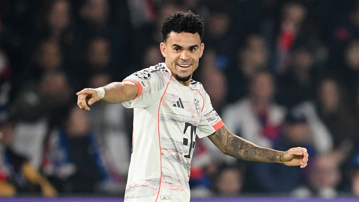 «Бавария» обыграла «ПСЖ» в Лиге чемпионов, Луис Диас оформил дубль и удалился