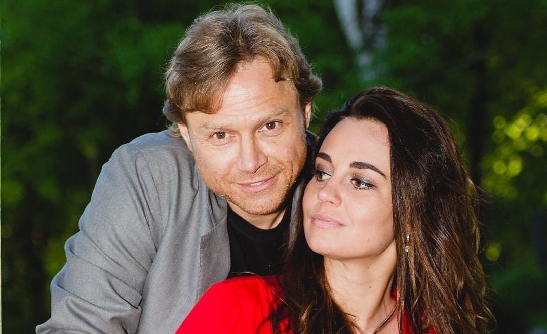 Карпин поздравил жену с днем рождения: «37 лет с нашего знакомства прошло, но только с тобой я абсолютно счастлив!»