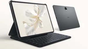 Лучший планшет для учебы за 16000 — это Honor Pad 9: у него четкий экран 12 дюймов, 8 динамиков и поддержка стилуса