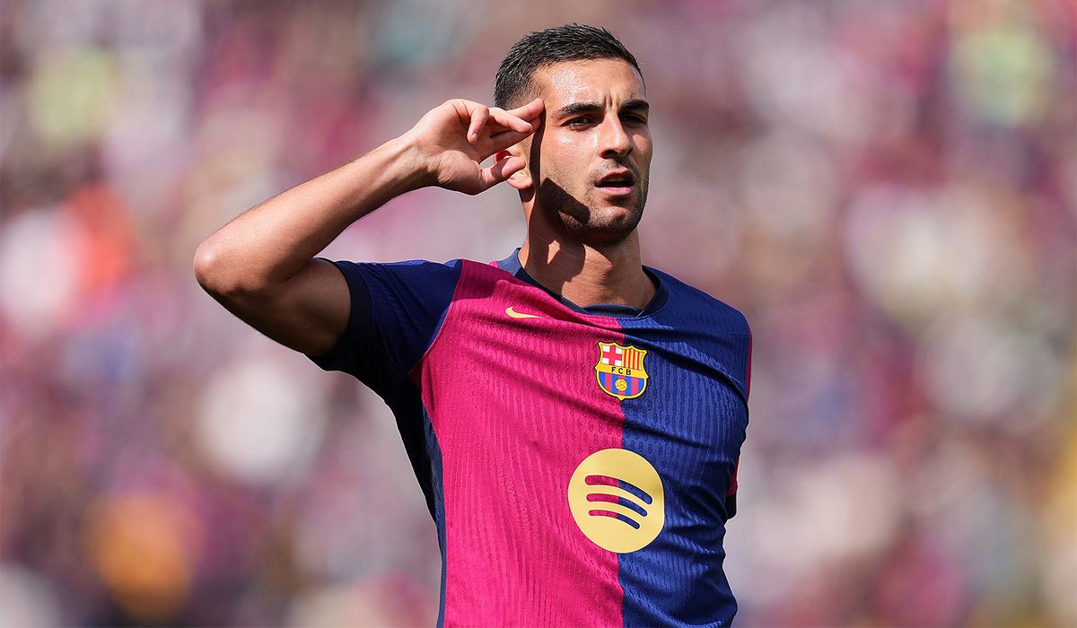 «Барселона» огласила заявку на матч с «Осасуной», Щенсны не попал в список