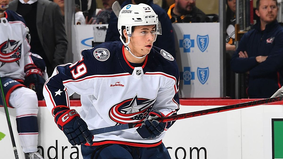 Гол и передача Чинахова помогли «Коламбусу» победить «Баффало» в НХЛ