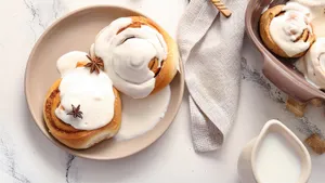 Готовлю знаменитые булочки с корицей Синнабон по этому рецепту много лет: получается невероятно вкусно