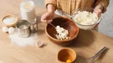 Что приготовить из пачки творога, кроме сырников: 5 простых и бюджетных рецептов