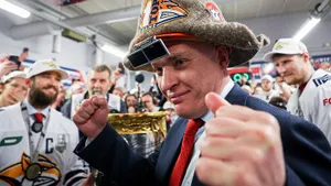 Лучший клуб КХЛ продлил контракт с тренером-чемпионом! Разин заработает в «Металлурге» еще 220 миллионов