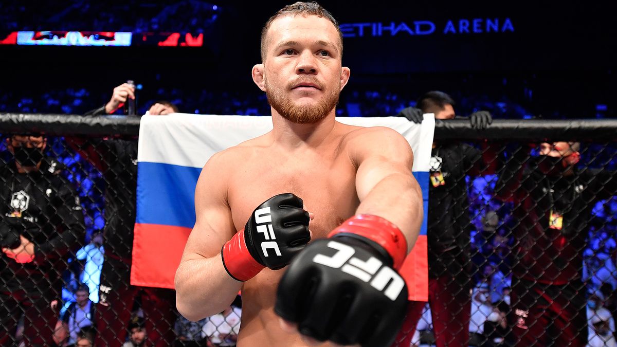 Петр Ян показал свою карточку в игре UFC 6: «Неплохо»