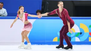 Кошмарный срыв бывших российских фигуристов в США. Отдали золото чемпионам мира, которое те не заслуживали