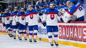 Русофобы злорадствуют над бывшими соотечественниками! Чехи издеваются над словаками накануне Олимпийских игр