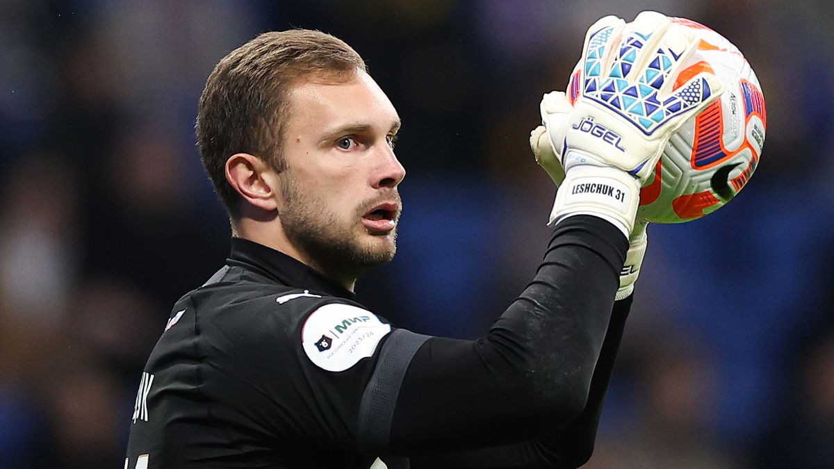 Блогер Мэддисон ответил Лещуку: «Это самый большой клоун из всех вратарей. Кто угодно скажет, что это говно»