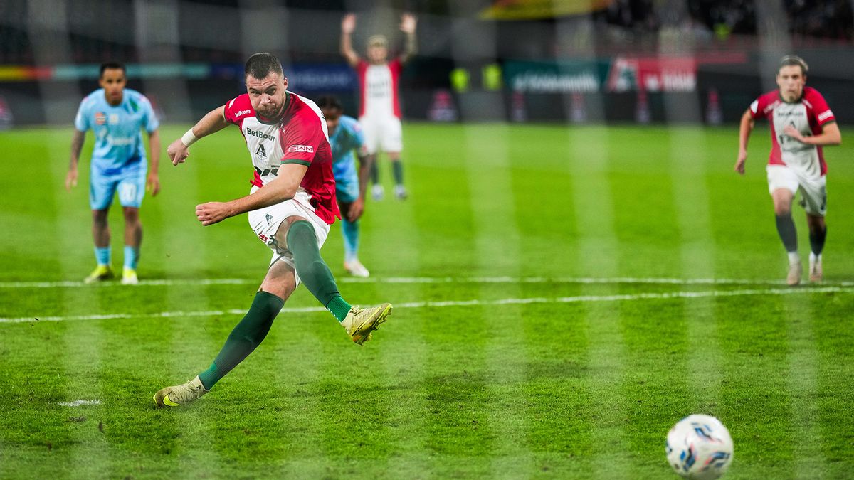 «Кто-то умер? Я кого-то предал?» Комличенко не считает незабитый «Зениту» пенальти самым тяжелым моментом в карьере