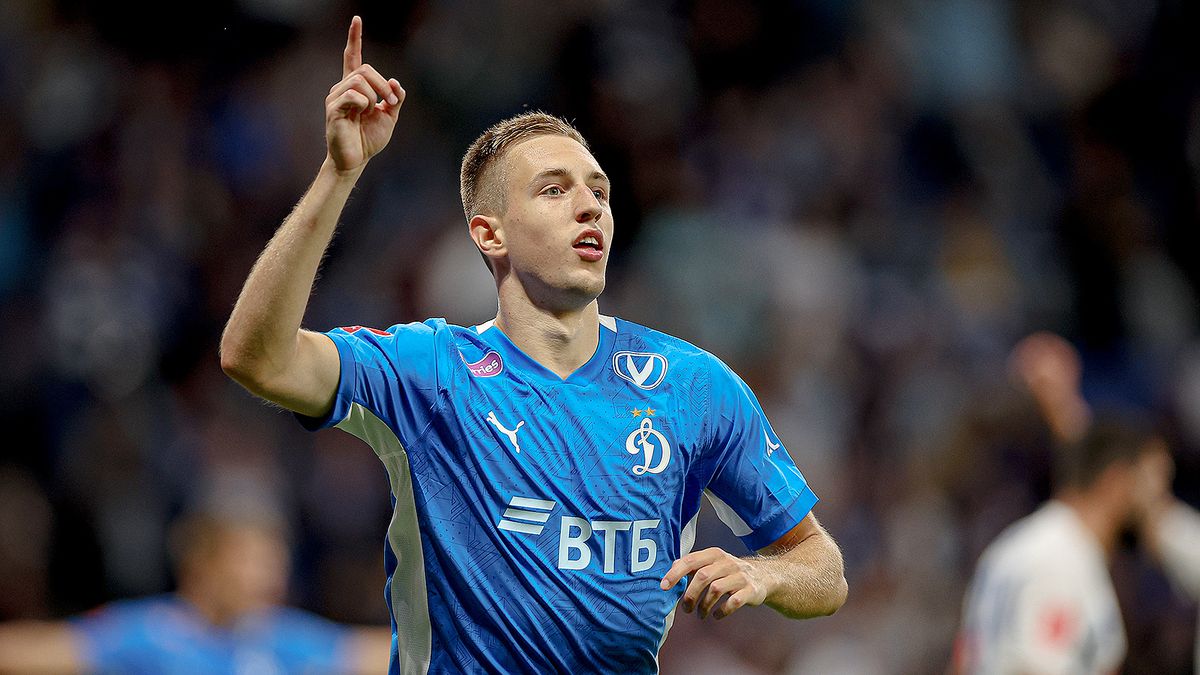 Нападающий «Динамо» Гладышев: «Аренда — точно нет. Я только что продлил контракт»