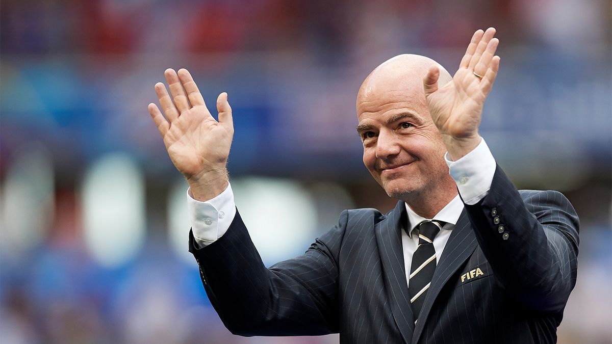 В Шахтере заявили, что президент ФИФА, заговоривший о возвращении России, оторван от реальности