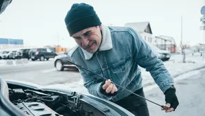 Надо ли на зиму переходить на более морозостойкое масло: разбираемся