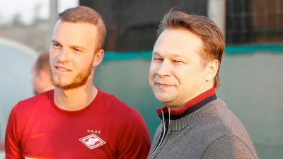 Йоррит Хендрикс, Дмитрий Попов