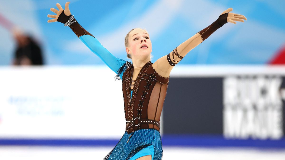 Давыдов объяснил, почему Яметова ушла в группу Плющенко: «Чтобы параллельно тренировкам участвовать в шоу»