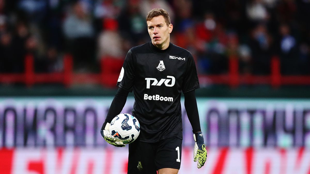 Видео: вратарь «Локомотива» Митрюшкин совершил крутое спасение в матче с «Динамо»