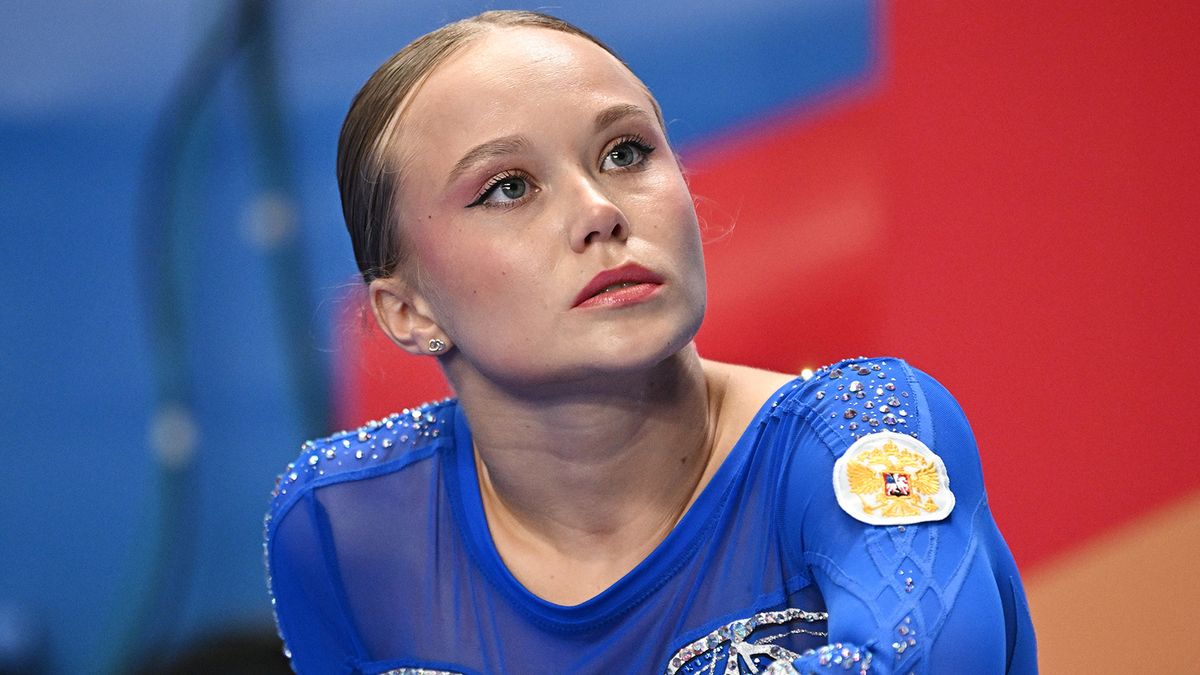 Хит Аллегровой «Младший лейтенант» под запретом для звезды русского спорта. Но она должна была сама это понимать