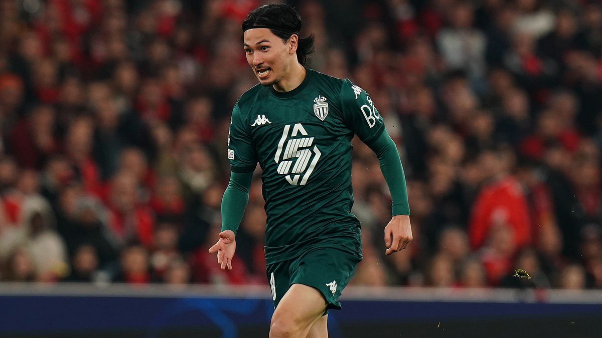 Полузащитник «Монако» Минамино получил разрыв крестообразной связки колена