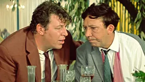 Тест по фильму «Бриллиантовая рука»: помните цитаты из легендарного кино СССР в точности?