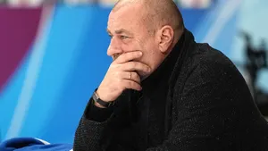 Легендарный русский тренер Жулин прилетел на турнир, но ему запретили работать. Рассказ наших танцоров