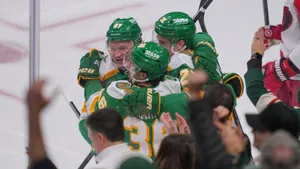 Русская банда кошмарит Америку! Капризов выдал издевательский шедевр, Юров сыграл лучший матч в сезоне