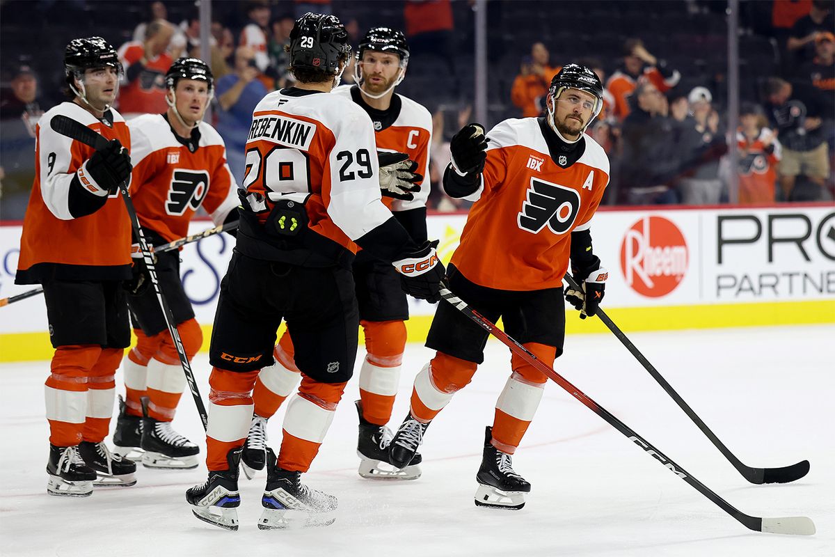 Гребенкин набрал 1-е очко в НХЛ