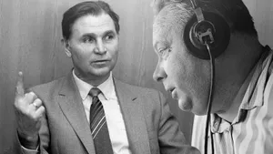Их считали гениями СССР, а они годами враждовали друг с другом! Что не поделили великие Тихонов и Озеров? 