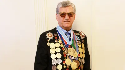 Александр Тихонов