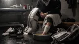Пахал до изнеможения и от усталости покалечил сам себя! Хоккеиста Никифорова подвел тазик с уксусом