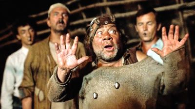 Тест: угадайте, что скрыто в кадре фильма "В бой идут одни "старики" - помните л