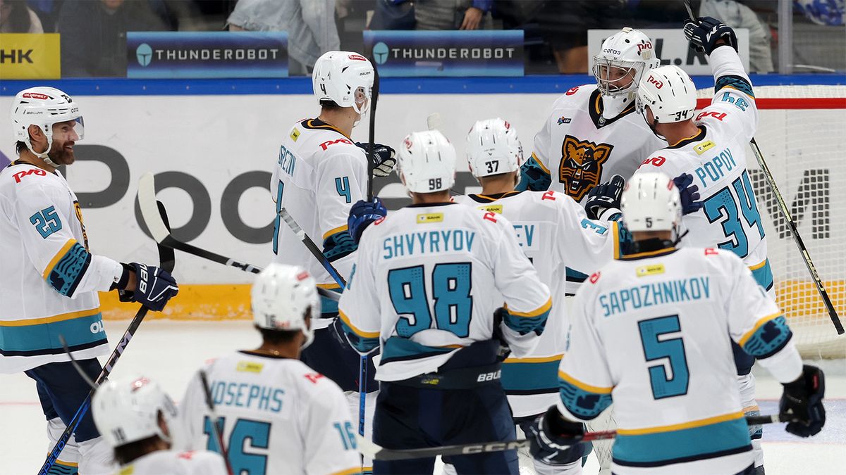 «Сочи» победил «Спартак» в дебютном матче Самсонова и прервал серию из 9 поражений