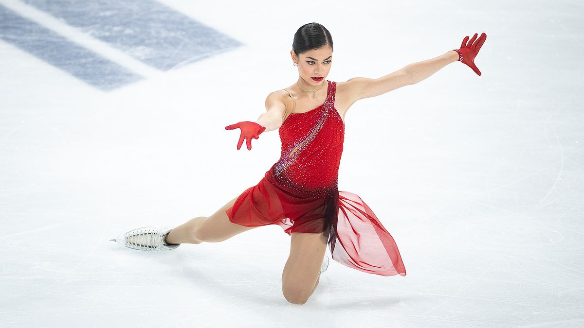 Тутберидзе снова творит чудо Петросян выдала феерию перед стартом ЧР: она снова в гонке за золотом Олимпиады