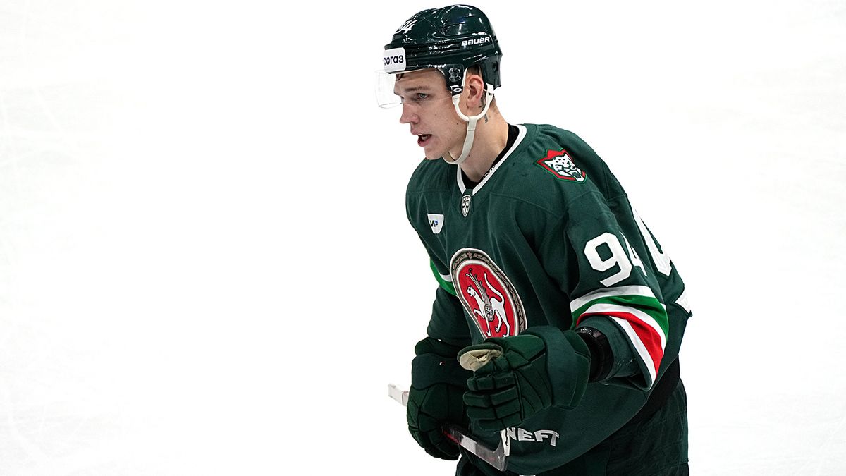 Минское «Динамо» сняло вратаря уже во втором периоде матча с «Ак Барсом». И пропустило гол — 0:4