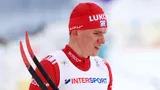 Большунов опубликовал фото с невестой и медалями ЧМ. На снимке нет одной из наград