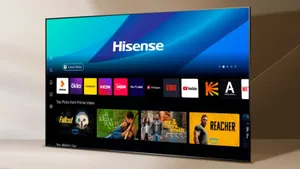 Нашли 50-дюймовый QLED-телевизор Hisense с AI-функциями за 25000: у него технология MEMC, апскейлер и игровой режим