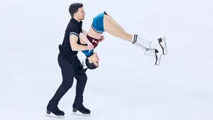 В фигурку спустя 7 лет вернулись олимпийские призеры, но зачем? А итальянцы продолжают борьбы с собой и судьями