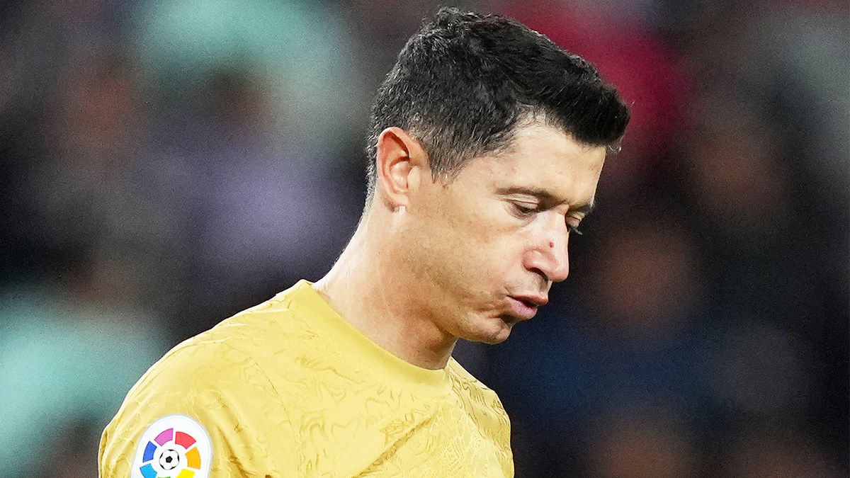 Левандовски получил перелом глазницы и пропустит матч с «Атлетико»