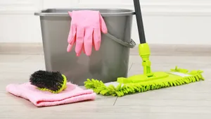 Использую это копеечное средство из аптеки при уборке квартиры: дезинфицирует и очищает лучше любой химии