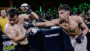 «UFC — моя цель». 19-летняя восходящая звезда TOP DOG Иса Нухов о схожести с Нейтом Диазом и планах пошуметь в США