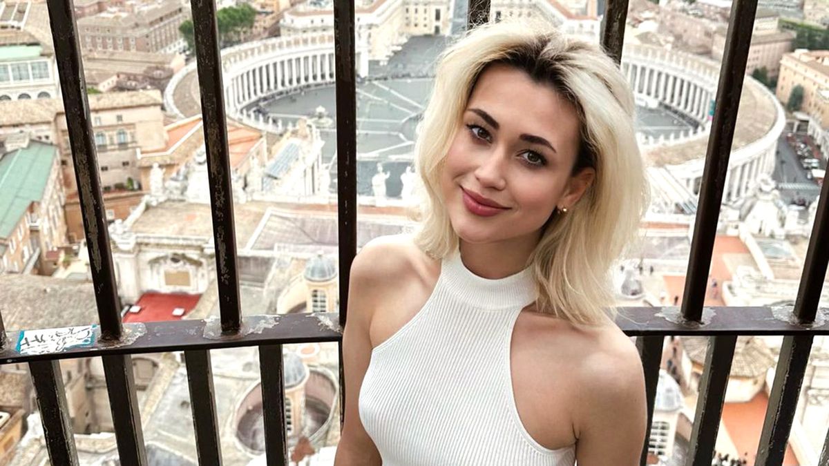 Елизавета Худайбердиева фото в купальнике с дырками, реакция болельщиков, ЕлизаветаХудайбердиева засветила грудь фото