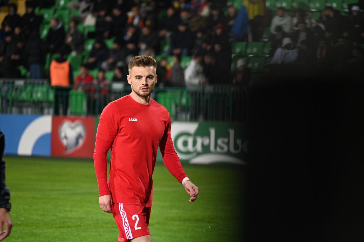 Защитник «Спартака» Рябчук получил травму в матче со сборной Италии