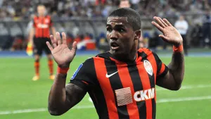 Творил историю на Донбассе, брал трофеи в Европе, а потом пропал. Где сейчас легендарный бразилец «Шахтера» Коста