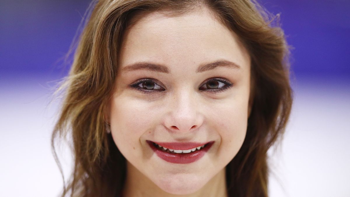 Русская фигуристка Самоделкина, сменившая гражданство: Получаю много сообщений, куда пропала. Устала от соцсетей